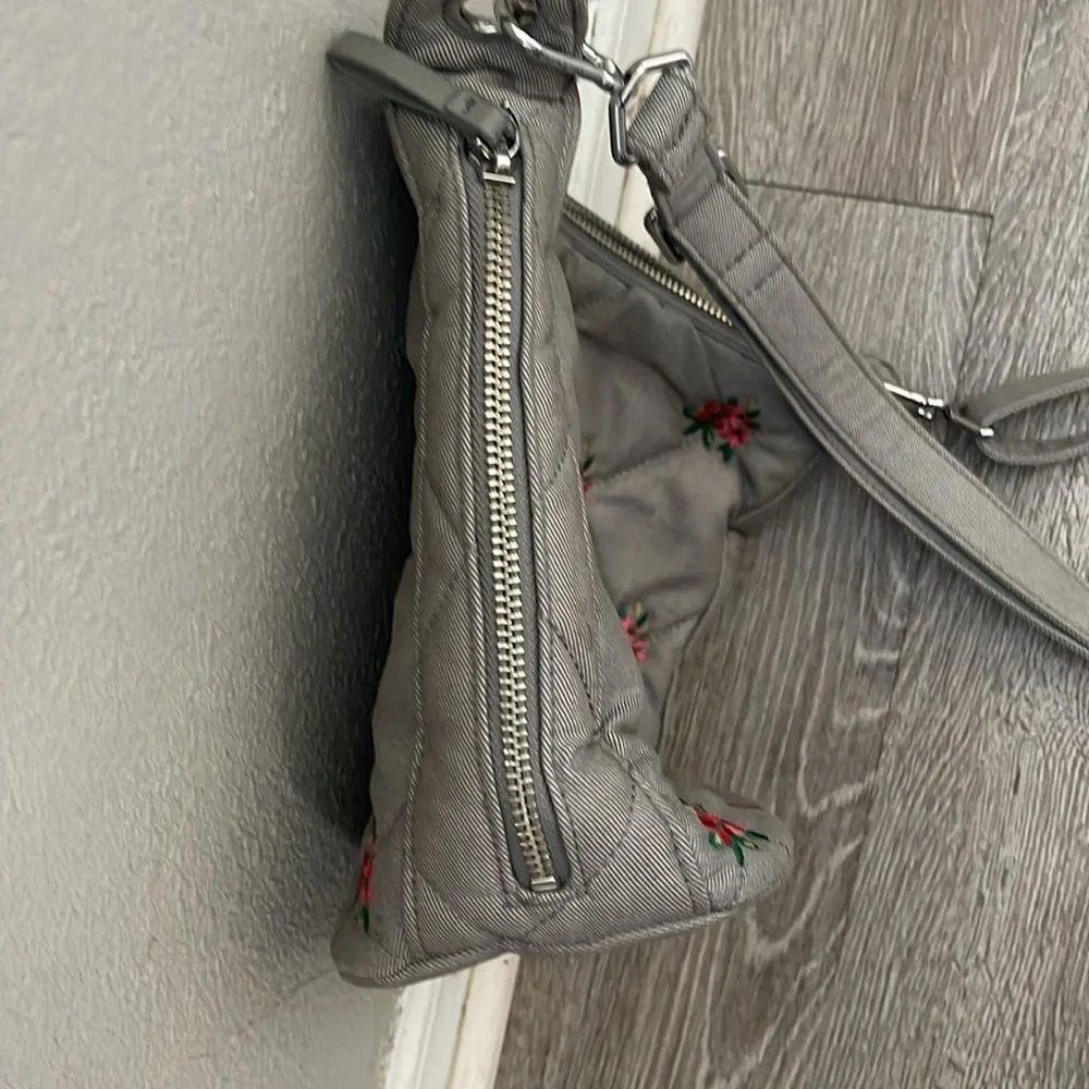 Vera Bradley Carson Hobo Bag in Denim Gray Floral Design, Red And Pink Flowers